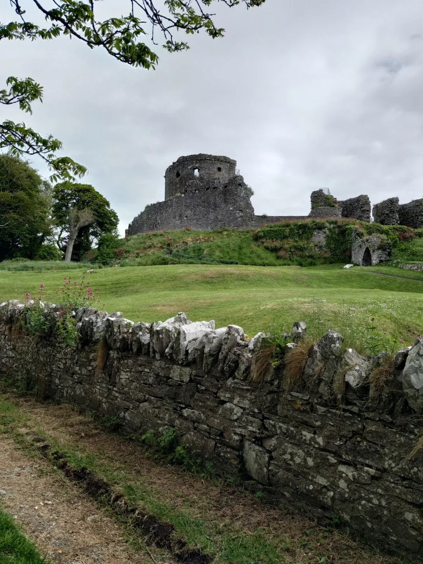 Exterior view of Dundrum Castle