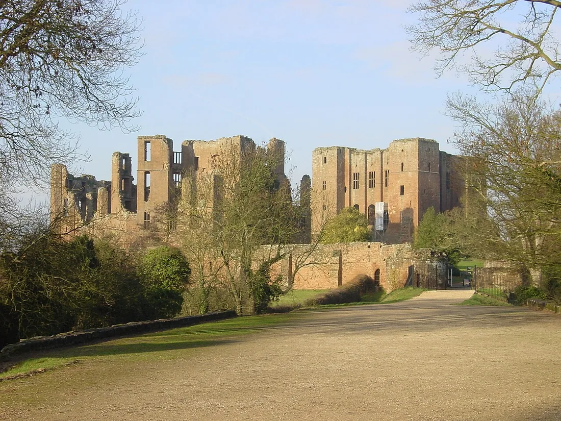 Exterior view of Kenilworth Castle